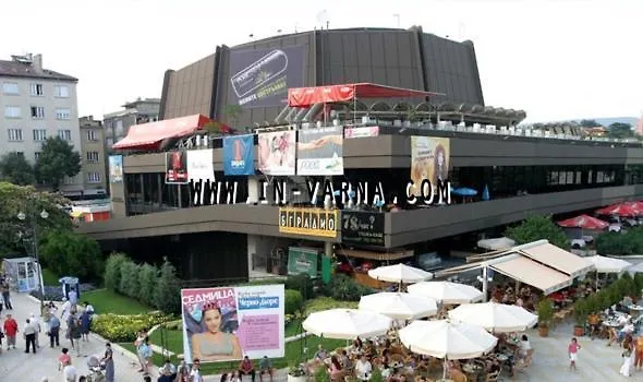 公寓 Festival And Congress Centre Appartment 瓦爾納